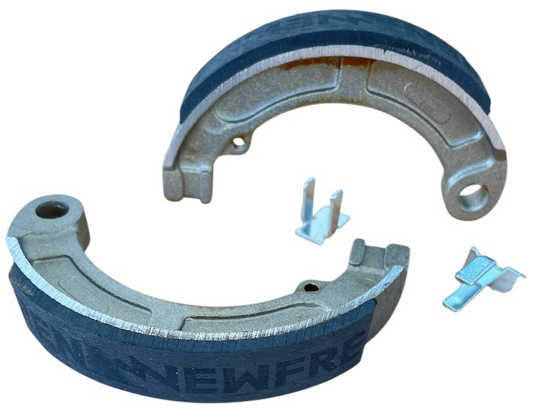 Bremsbacken NEWFREN / V50/90/100 - hinten, 20mm,