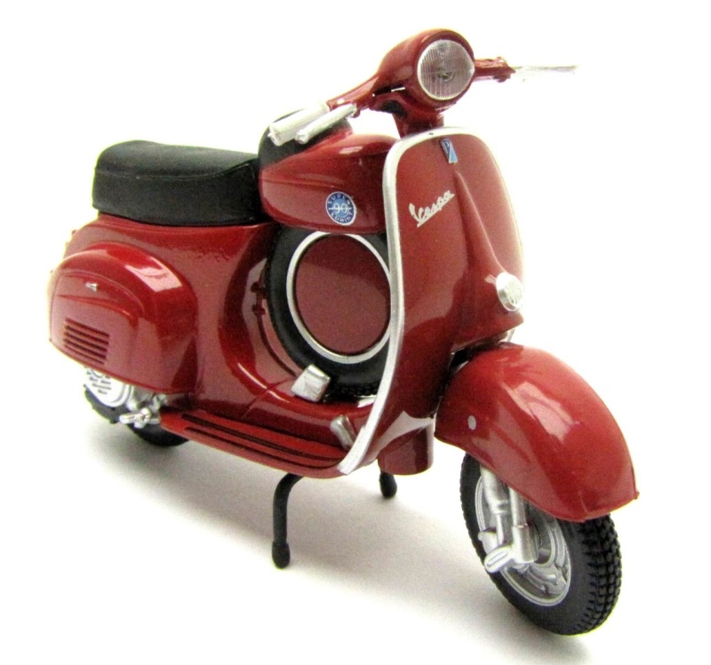 Modell 1:18 / Vespa 90 Super (1965),Farbe rot / Metall
